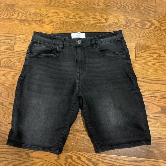 Jeans short - Picture 1 of 3